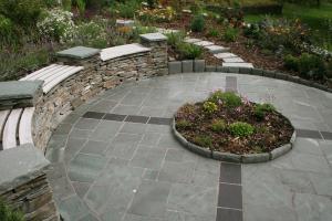 Lakeland slate paved circle 