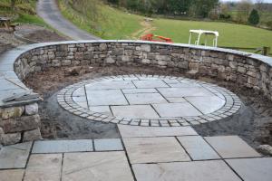 Circular paving design