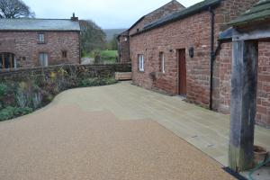 York stone and resin bound aggregate paving