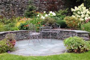 breakfast garden area ambleside